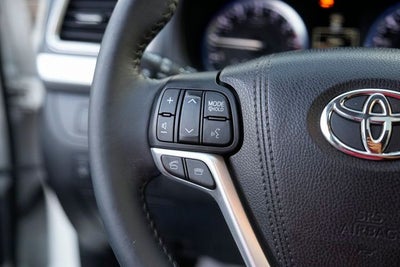 2016 Toyota Highlander XLE V6