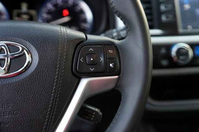 2016 Toyota Highlander XLE V6