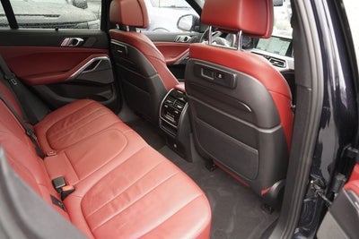 2021 BMW X6 M50i