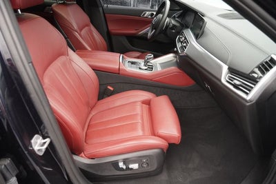 2021 BMW X6 M50i