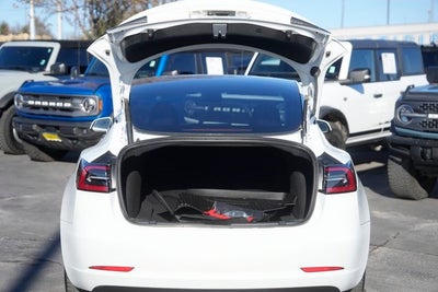 2023 Tesla Model 3 Base