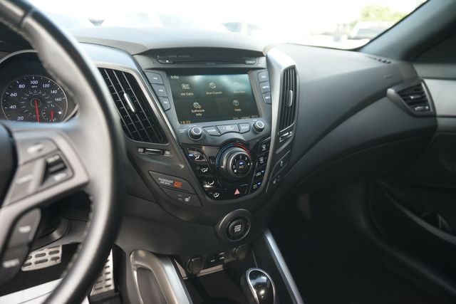 2016 Hyundai Veloster Turbo
