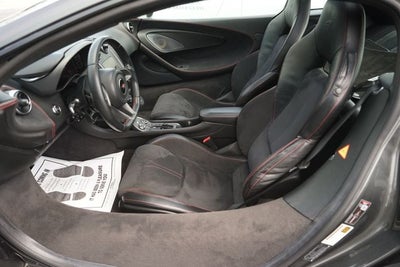 2017 McLaren 570GT Base