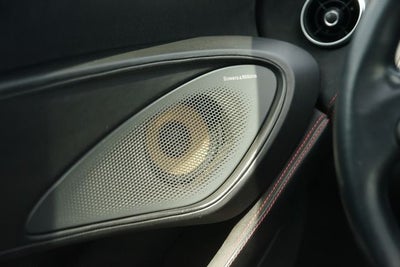 2017 McLaren 570GT Base