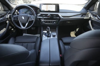 2021 BMW 5 Series 530i