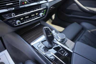 2021 BMW 5 Series 530i