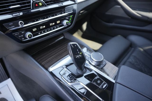 2021 BMW 5 Series 530i