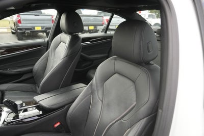 2017 BMW 5 Series 540i