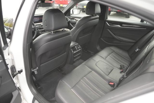 2017 BMW 5 Series 540i