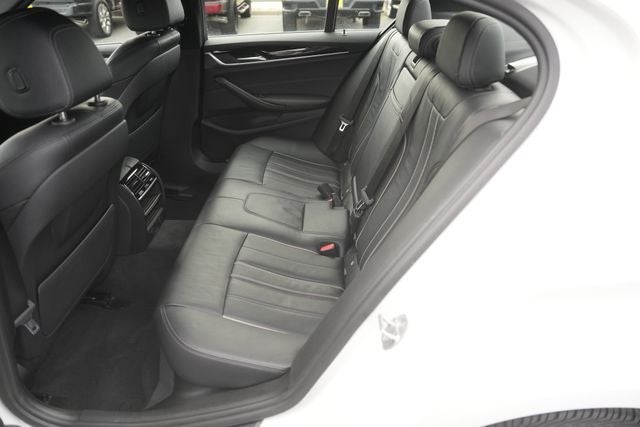 2017 BMW 5 Series 540i