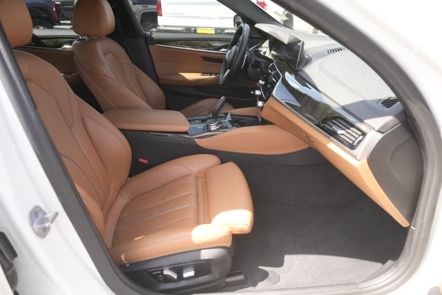 2020 BMW 5 Series 540i