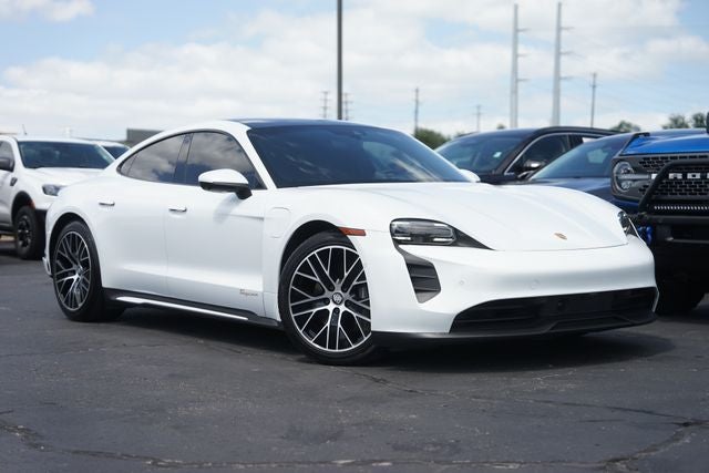 2022 Porsche Taycan Base
