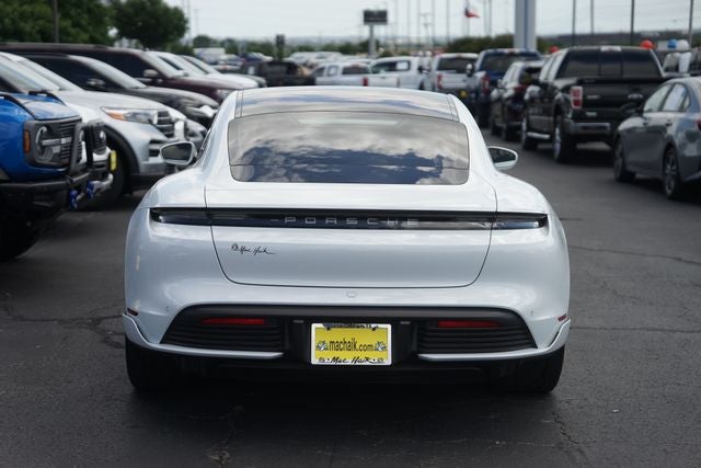 2022 Porsche Taycan Base