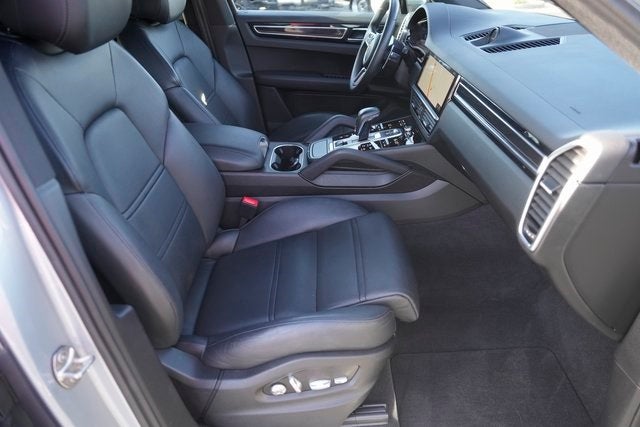 2021 Porsche Cayenne Base