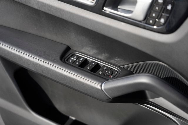 2021 Porsche Cayenne Base