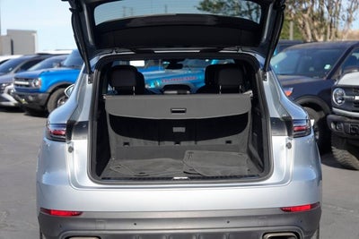 2021 Porsche Cayenne Base