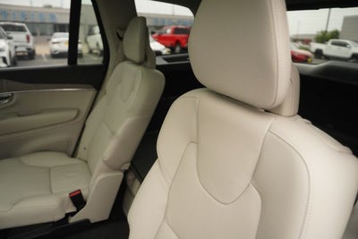 2025 Volvo XC90 B6 Plus 6-Seater