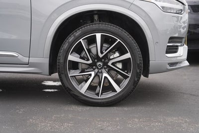2025 Volvo XC90 B6 Plus 6-Seater