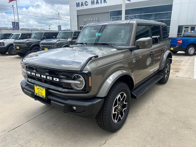 2026 Ford Bronco Outer Banks®