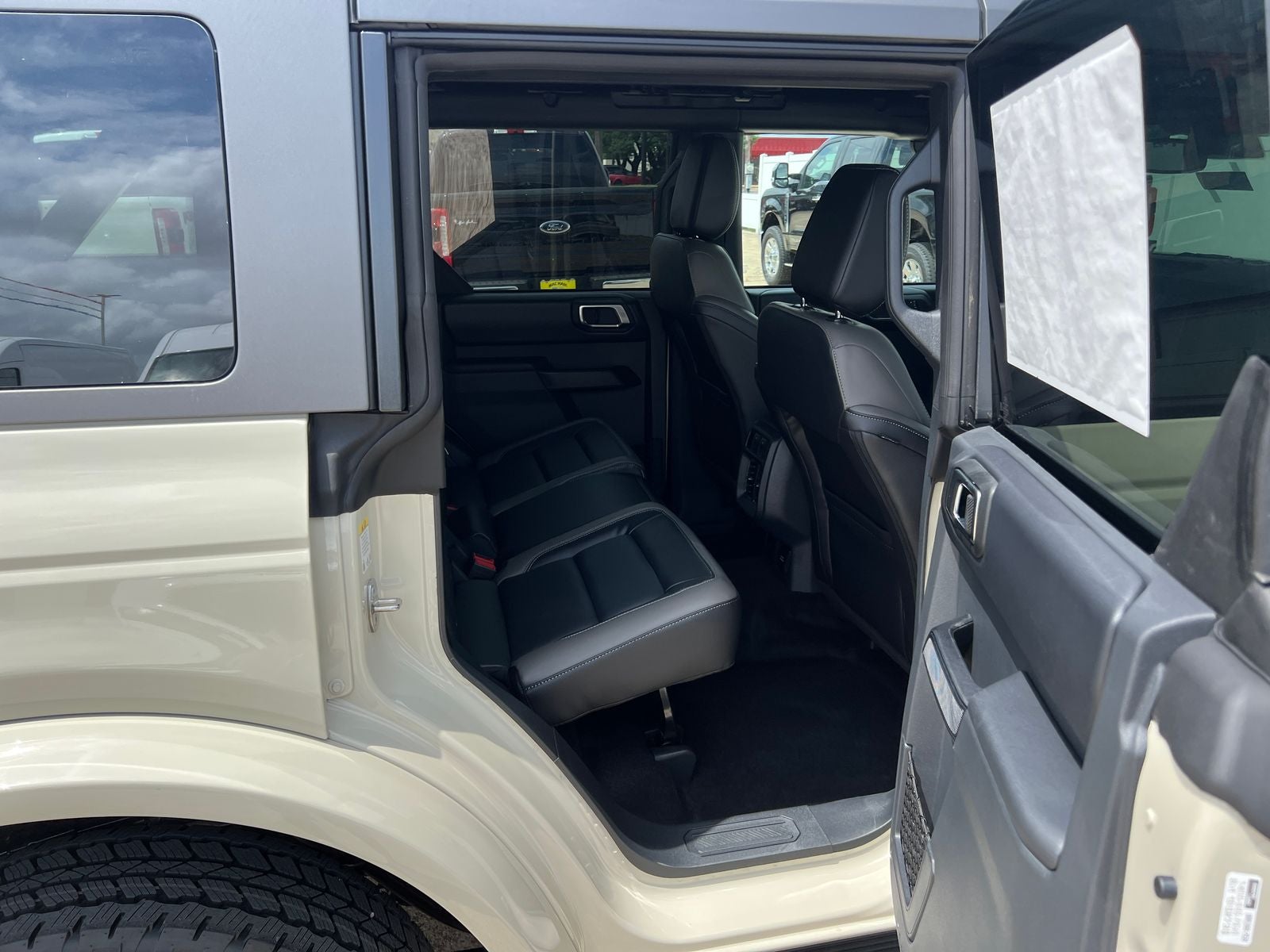 2026 Ford Bronco Outer Banks®