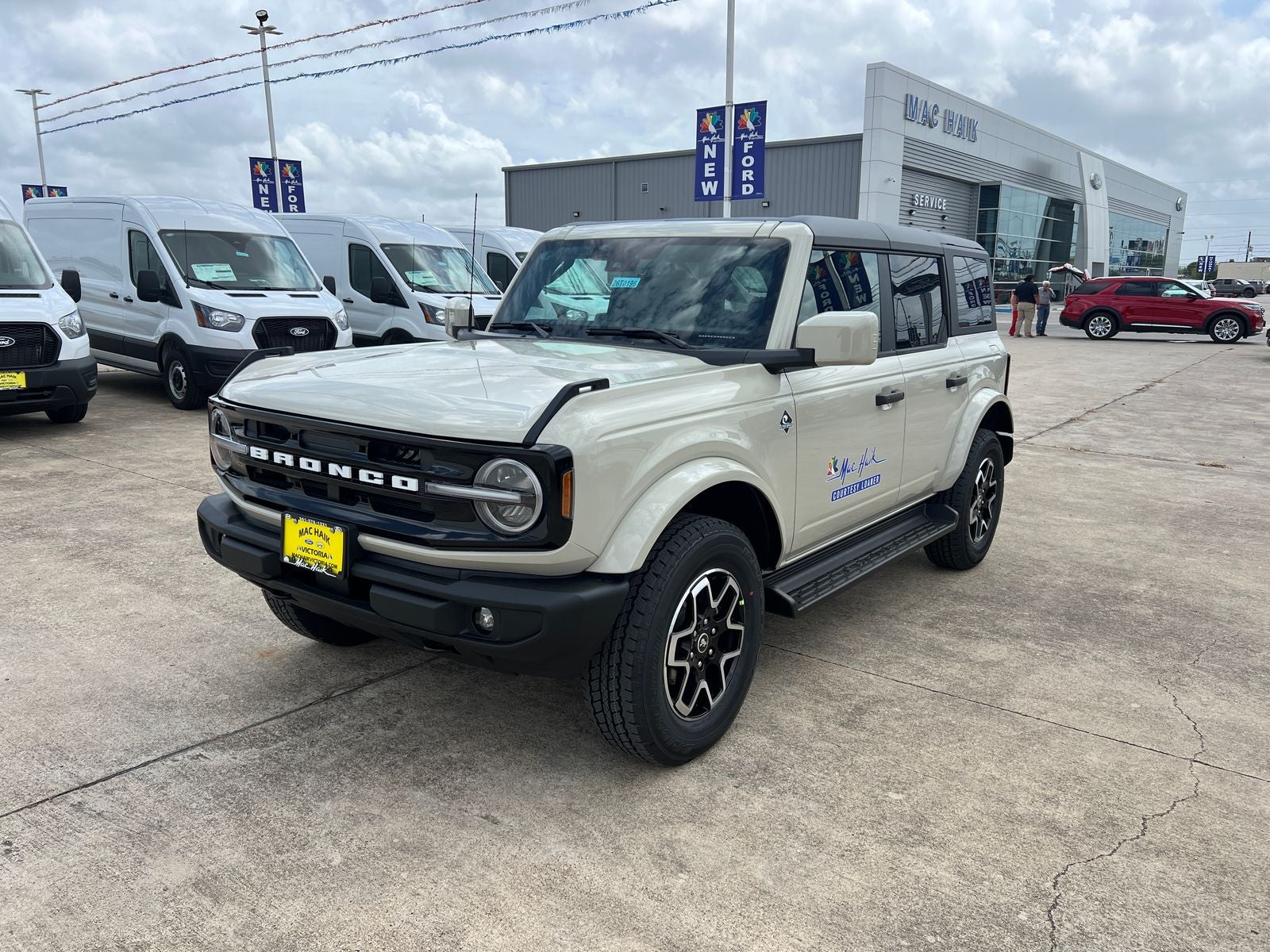 2026 Ford Bronco Outer Banks®