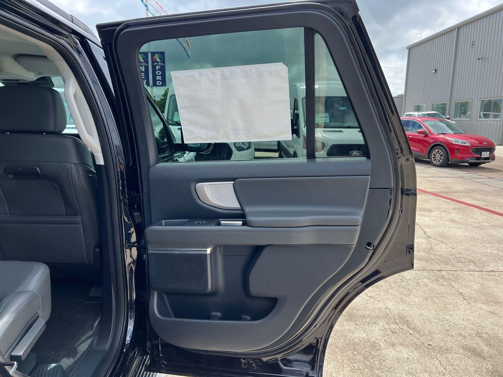 2026 Ford Expedition Active