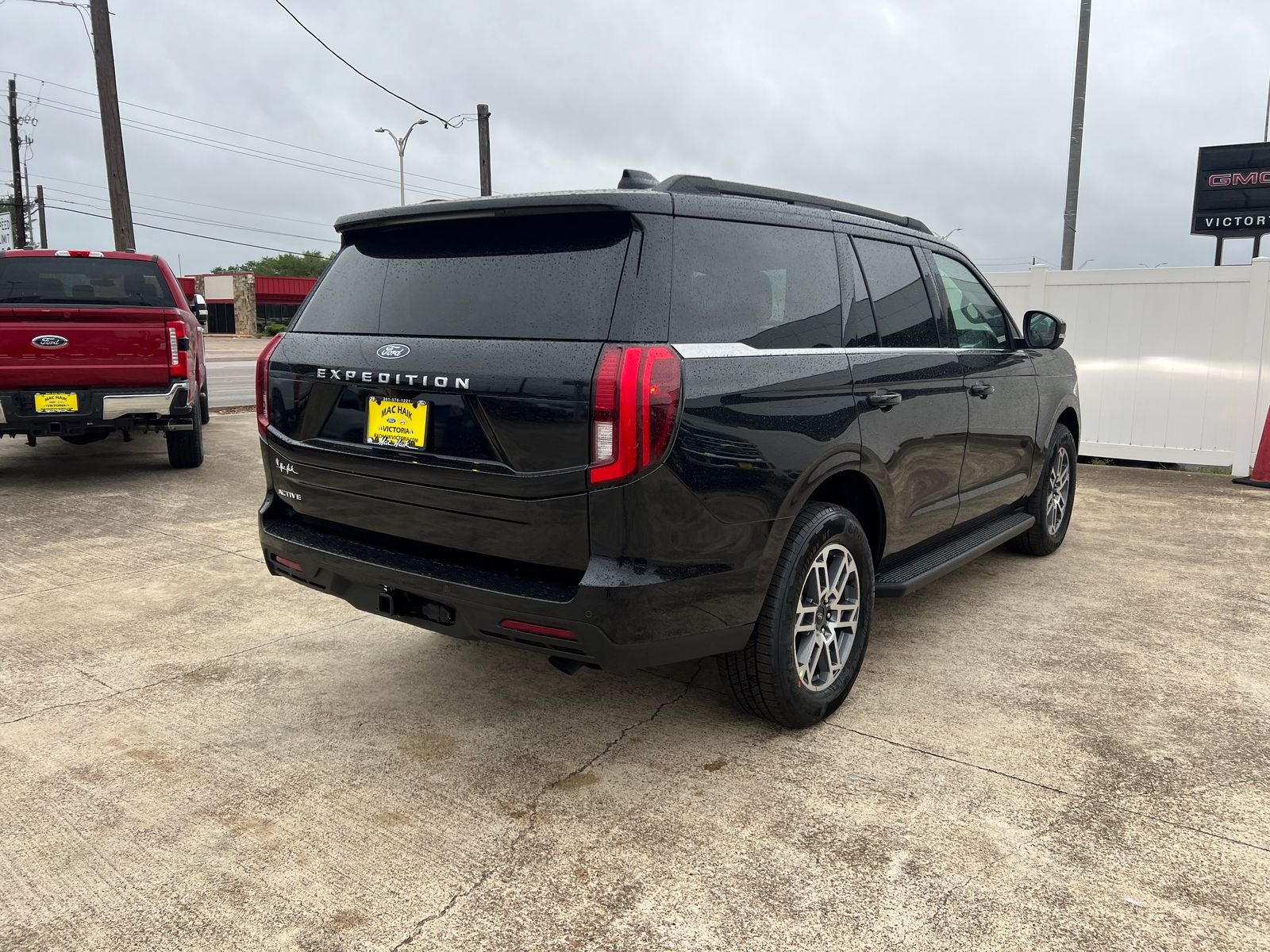 2026 Ford Expedition Active
