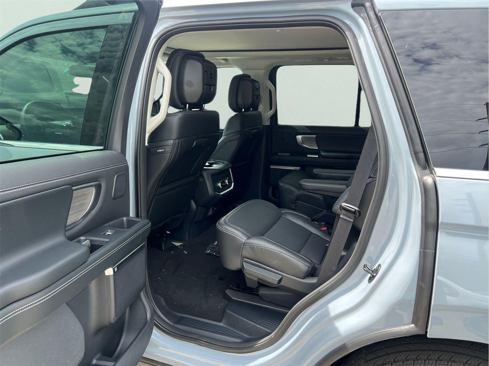 2026 Ford Expedition Platinum®