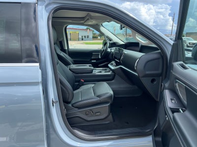 2026 Ford Expedition Platinum®