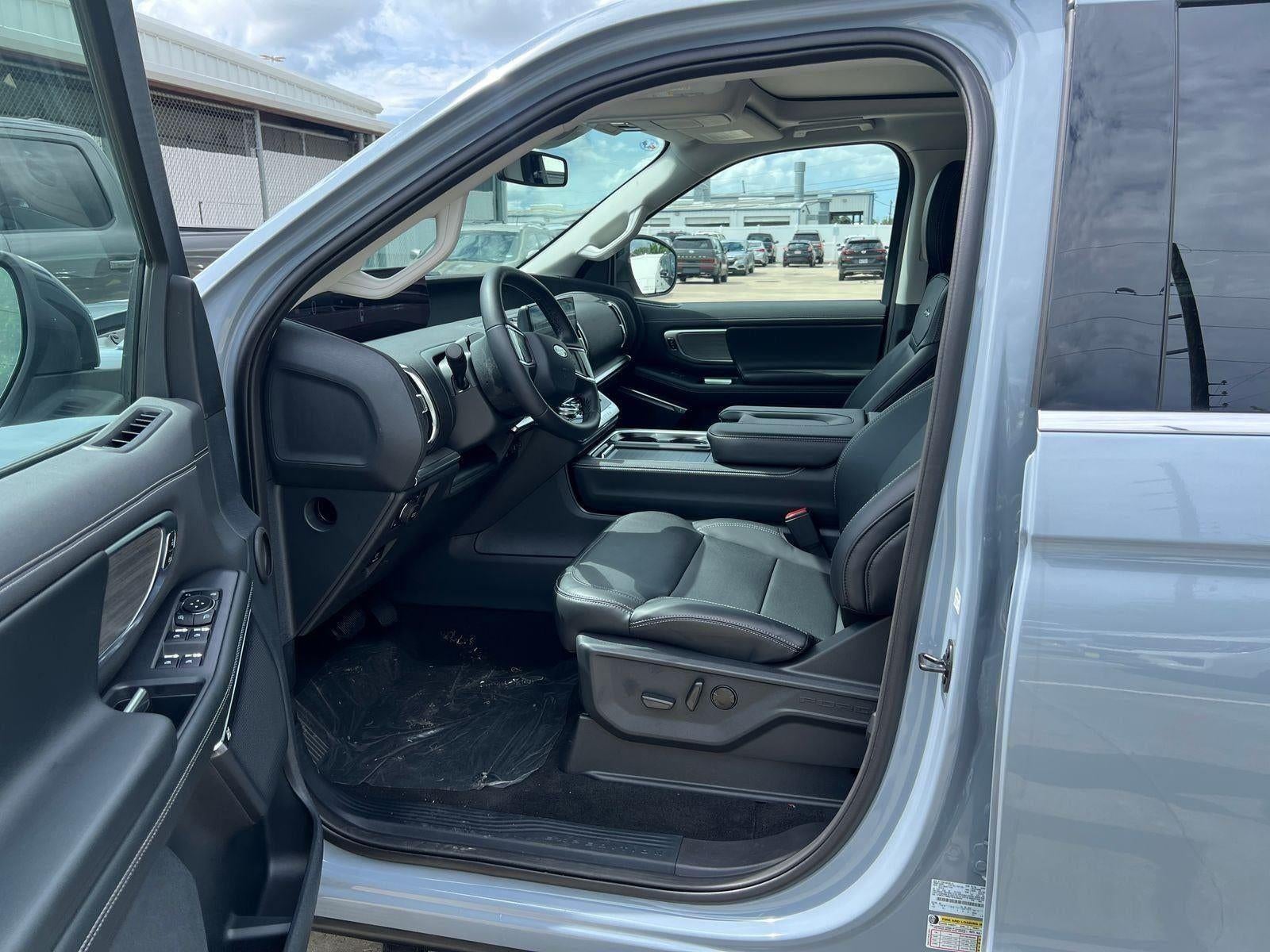 2026 Ford Expedition Platinum®