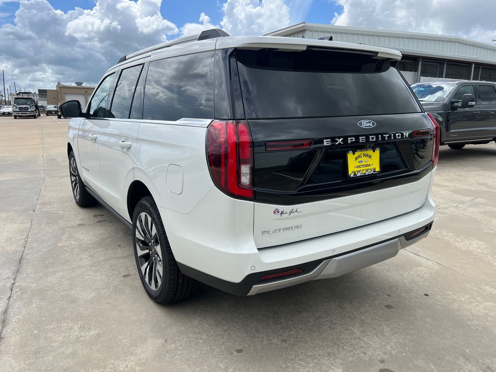 2026 Ford Expedition Platinum®