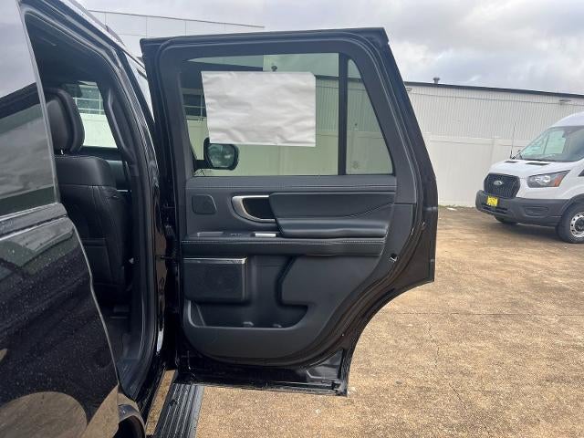 2026 Ford Expedition Platinum®