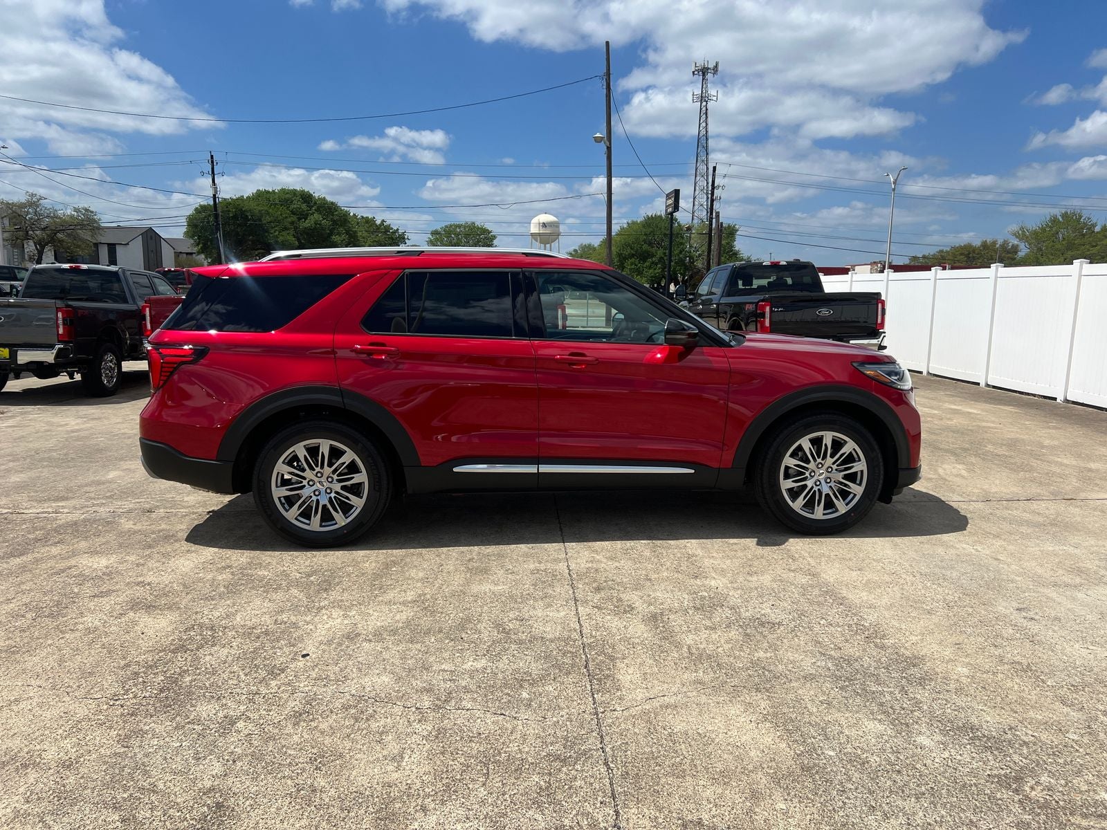2026 Ford Explorer Platinum™