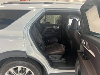 2026 Ford Explorer Platinum™