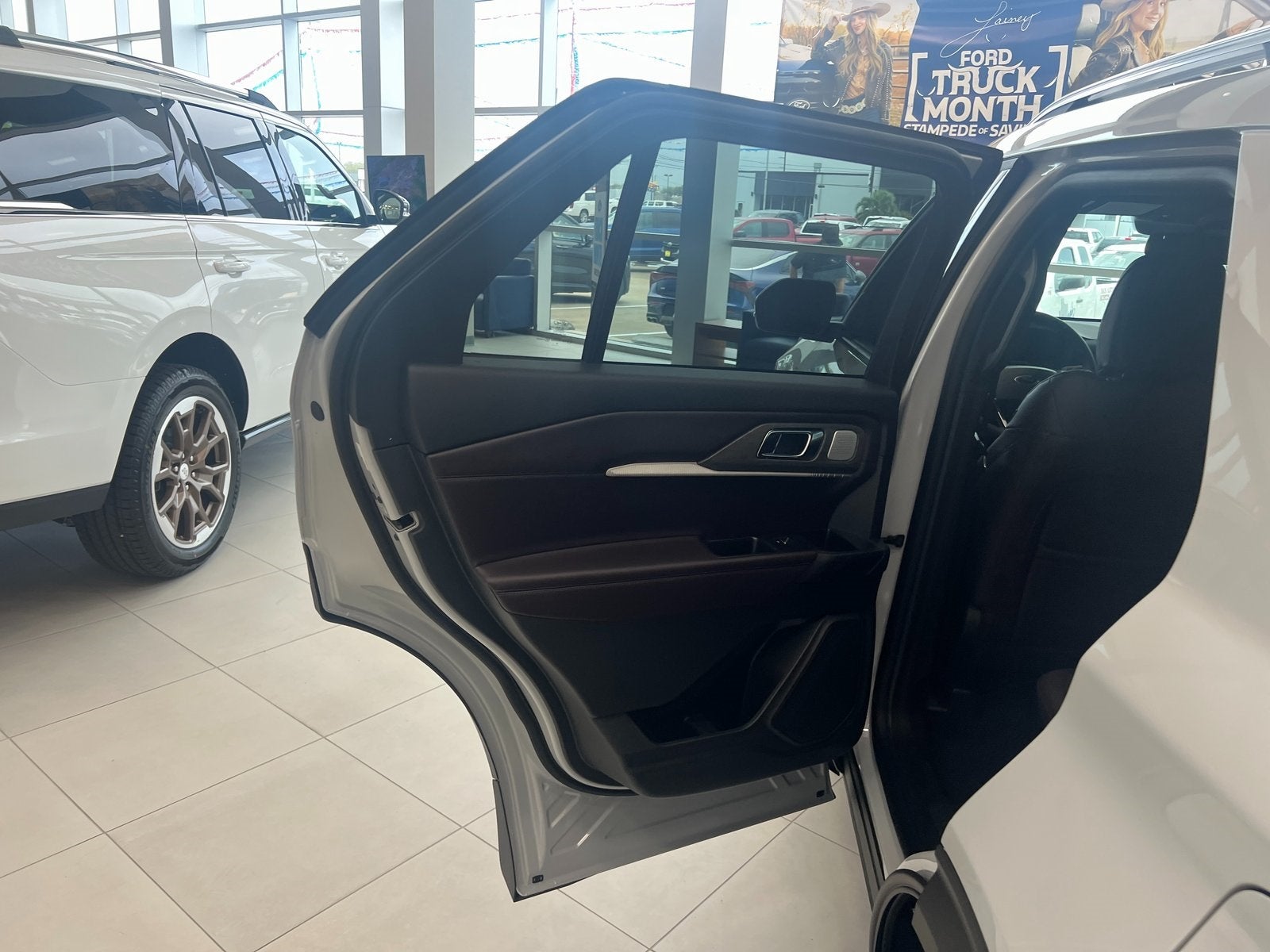 2026 Ford Explorer Platinum™