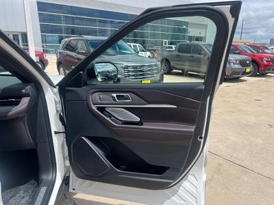 2026 Ford Explorer Platinum™