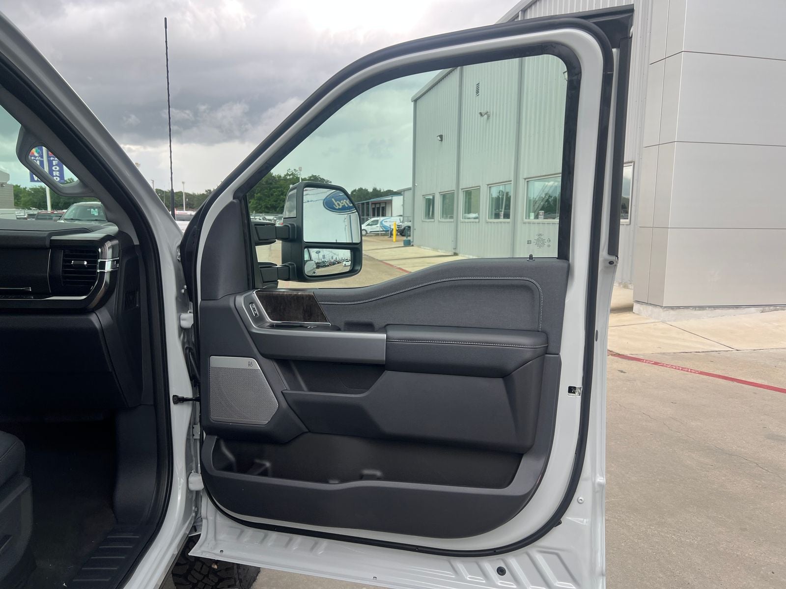 2026 Ford Super Duty F-250® Lariat®