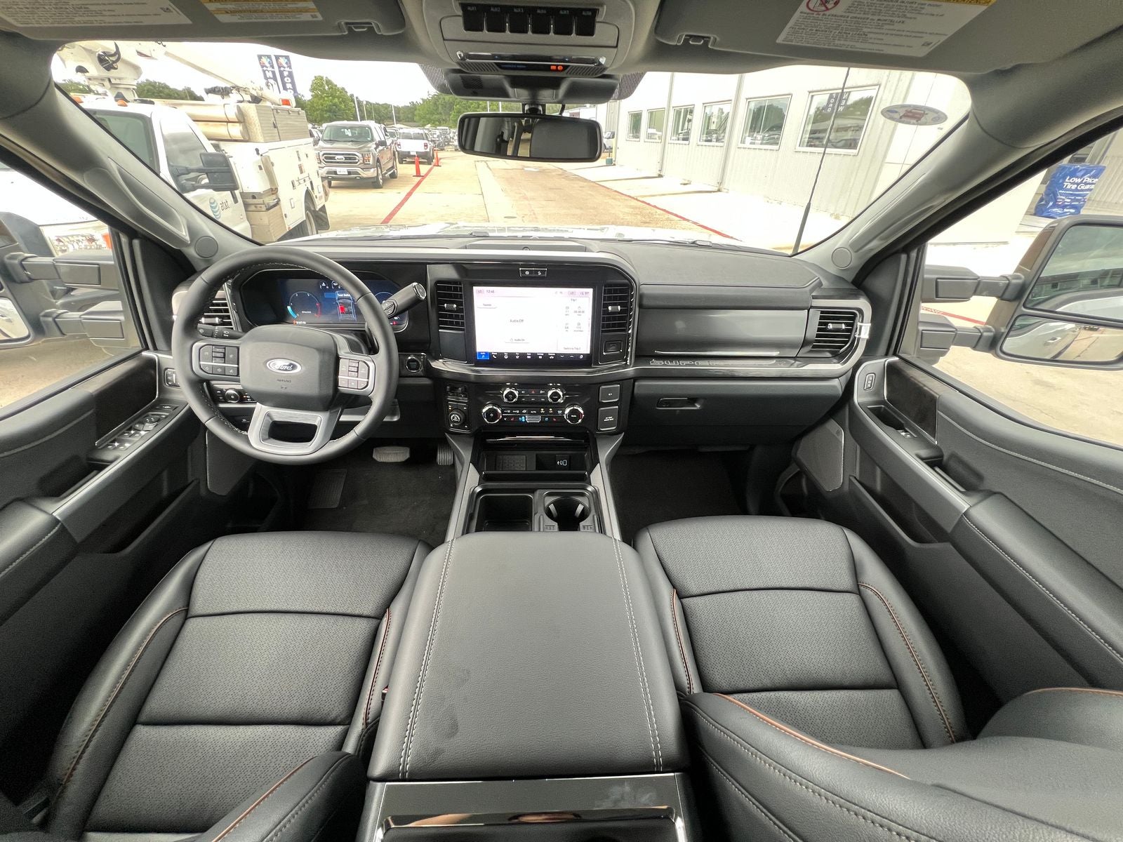 2026 Ford Super Duty F-250® Lariat®