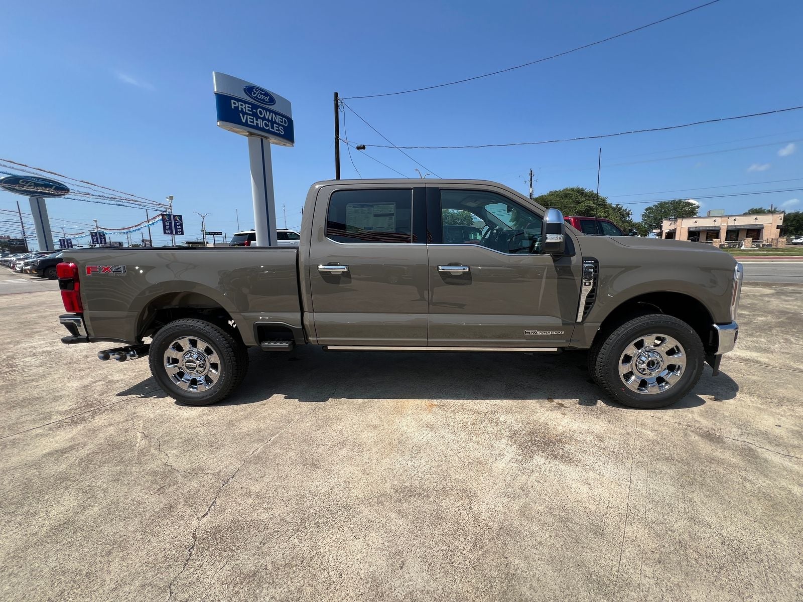 2026 Ford Super Duty F-250® Lariat®