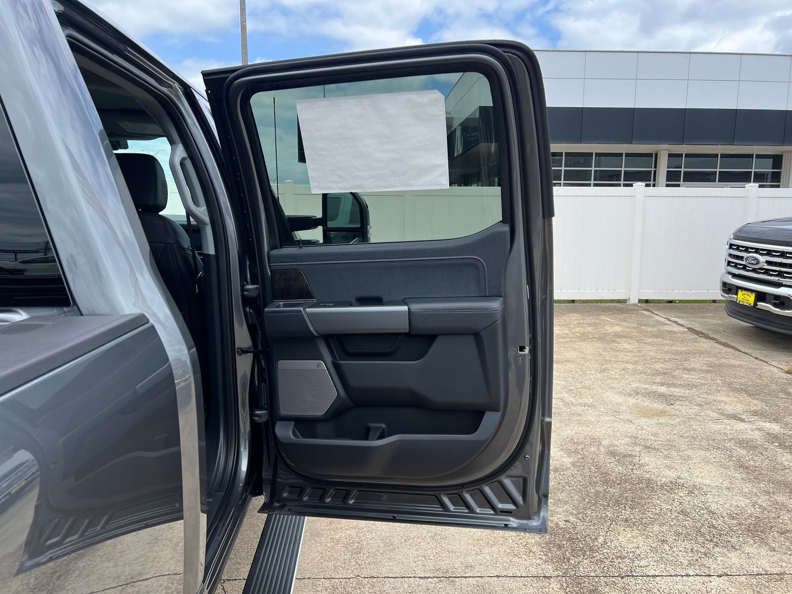 2026 Ford Super Duty F-250® Lariat®