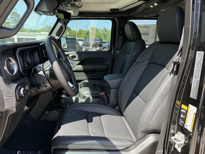 2025 Jeep Wrangler WRANGLER 4-DOOR SAHARA