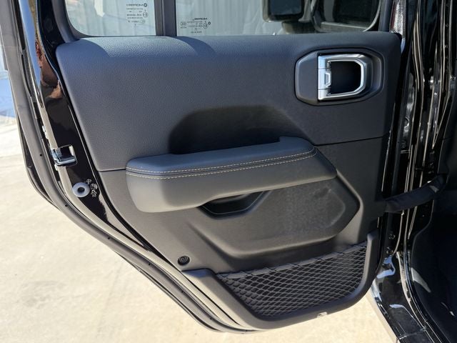 2025 Jeep Wrangler WRANGLER 4-DOOR SAHARA