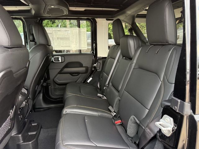 2025 Jeep Wrangler Unlimited Sahara