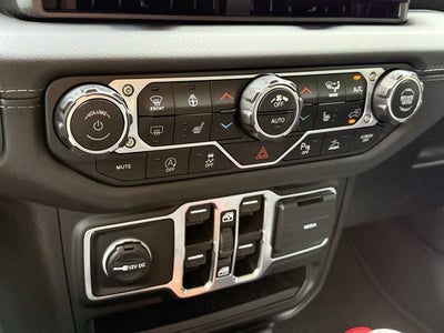 2025 Jeep Wrangler Unlimited Sahara