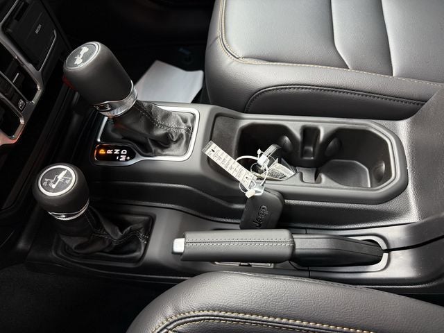 2025 Jeep Wrangler Unlimited Sahara