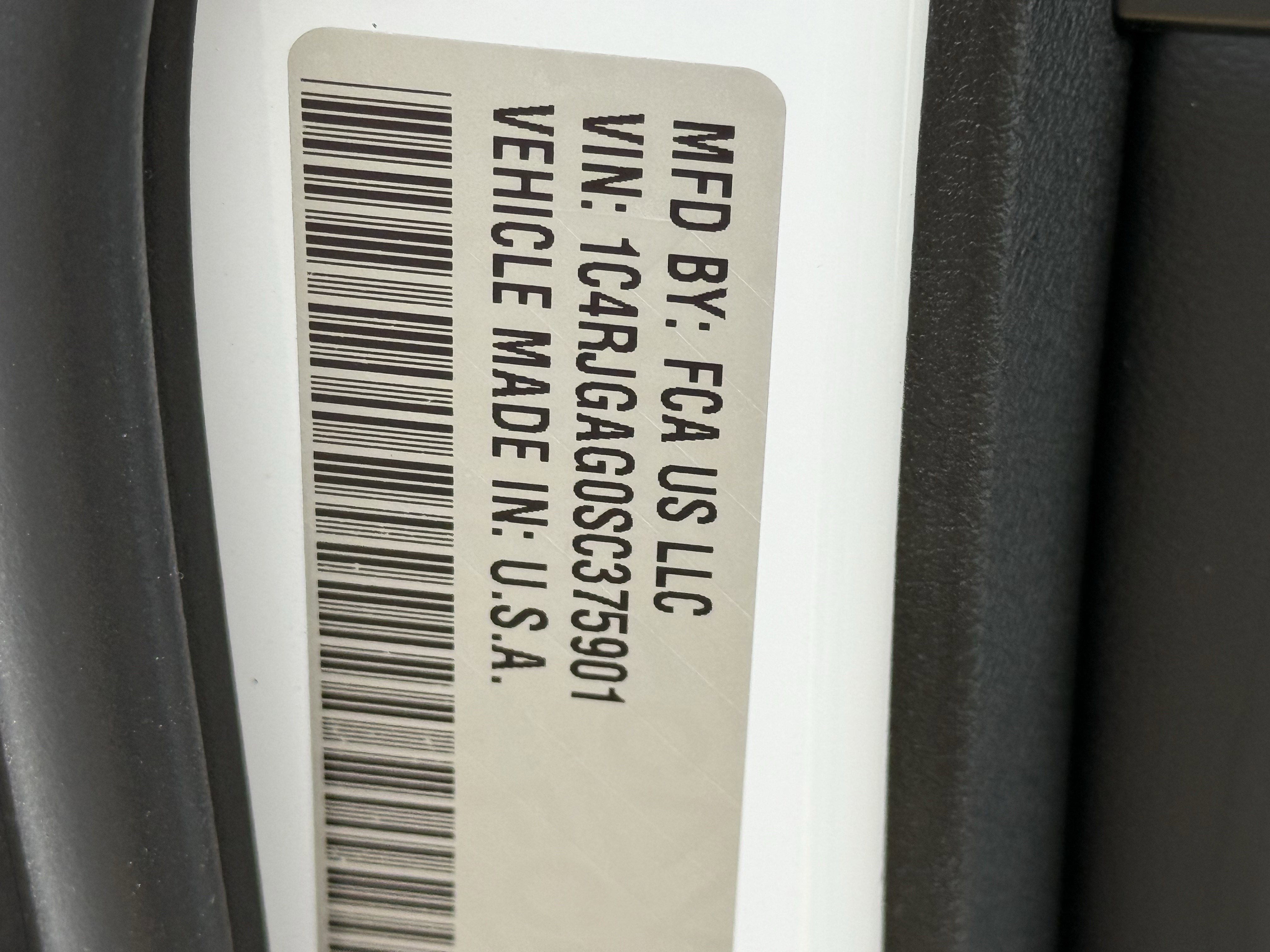 2025 Jeep Grand Cherokee GRAND CHEROKEE LAREDO 4X2