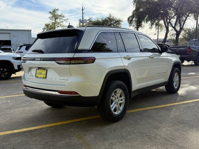 2025 Jeep Grand Cherokee GRAND CHEROKEE LAREDO 4X2