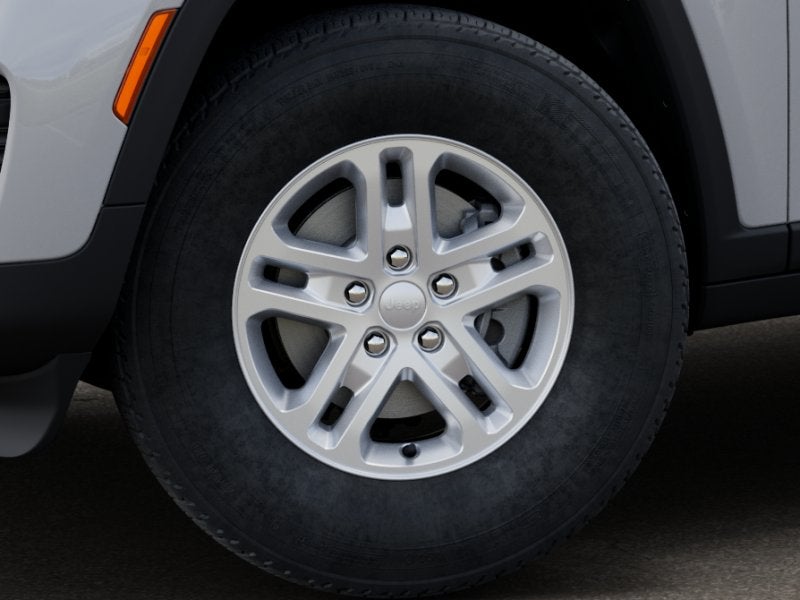 2025 Jeep Grand Cherokee GRAND CHEROKEE LAREDO 4X2