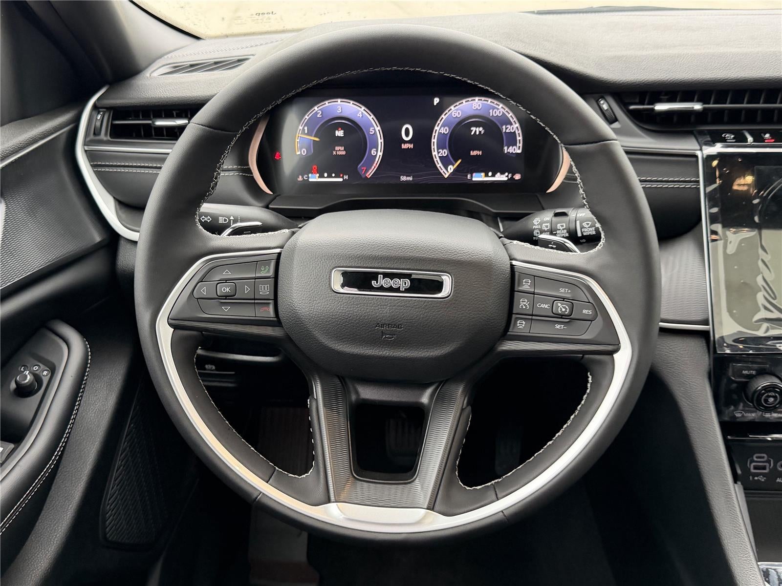 2026 Jeep Grand Cherokee GRAND CHEROKEE LAREDO X 4X2