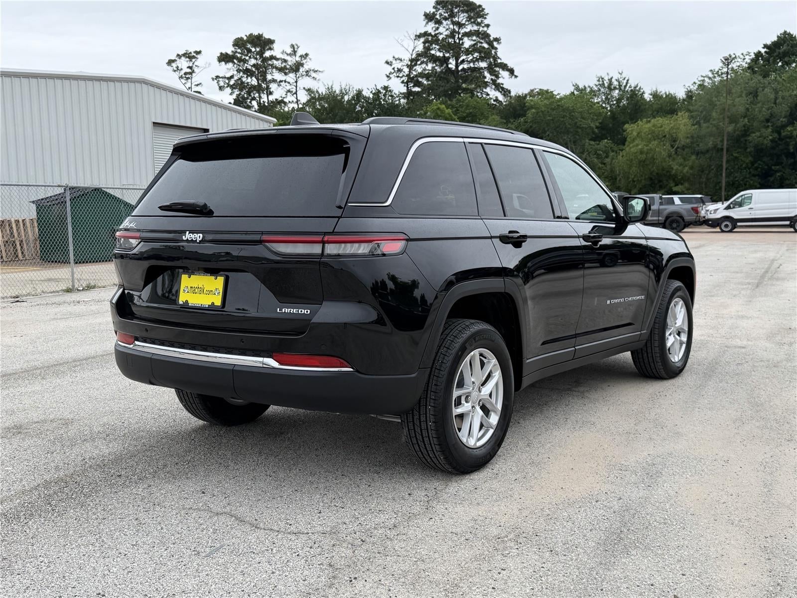 2026 Jeep Grand Cherokee GRAND CHEROKEE LAREDO X 4X2